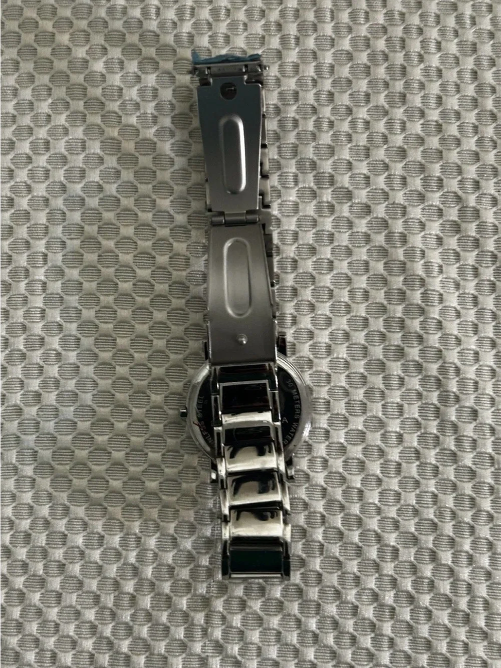 BCBGMAXAZRIA Women's Minimalist Silver Stainless Steel Bracelet Watch BG8210 New